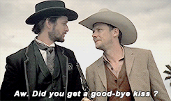 tumblr_ofv73ckueT1vinh3do2_250